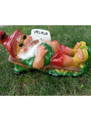 Deko Gartenzwerg im Urlaub auf Liegestuhl, 33 cm lang