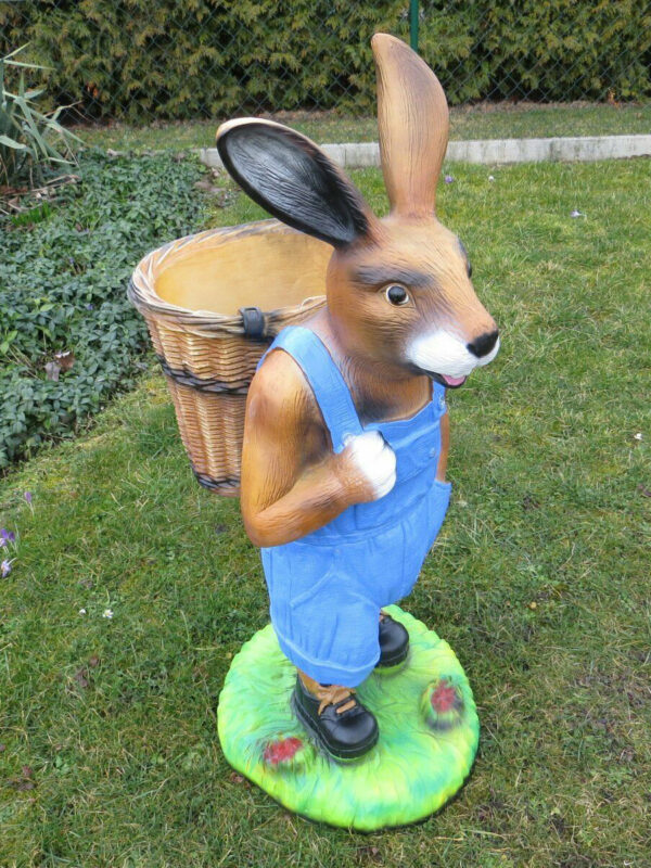 Grosser Osterhase mit leerer Kreze zum füllen, 110 cm hoch 8