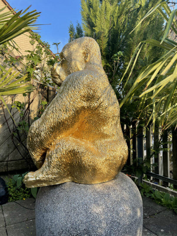 Deko Gorilla Jungtier in Gold, sitzend, 75 cm hoch 6