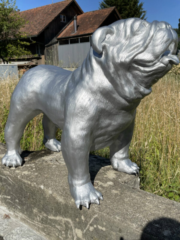 Englische Bulldoggenfigur in Silber oder individuell, 90 cm lang 3