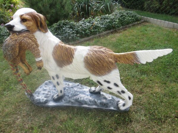 Jagdhund mit Beute als Gartendeko für den Jäger, 125cm lang 9