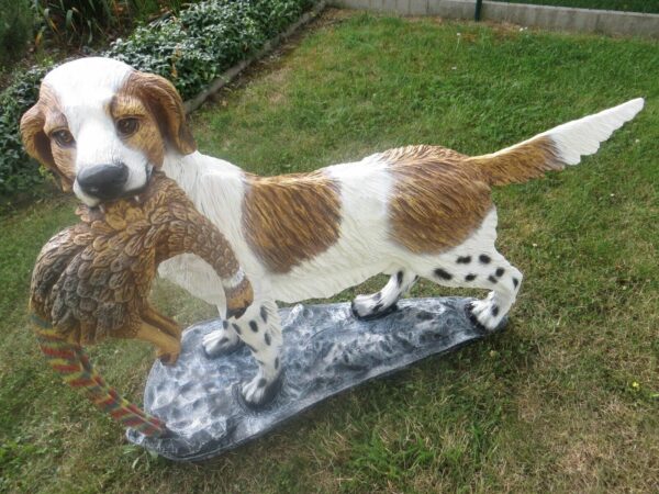 Jagdhund mit Beute als Gartendeko für den Jäger, 125cm lang 8