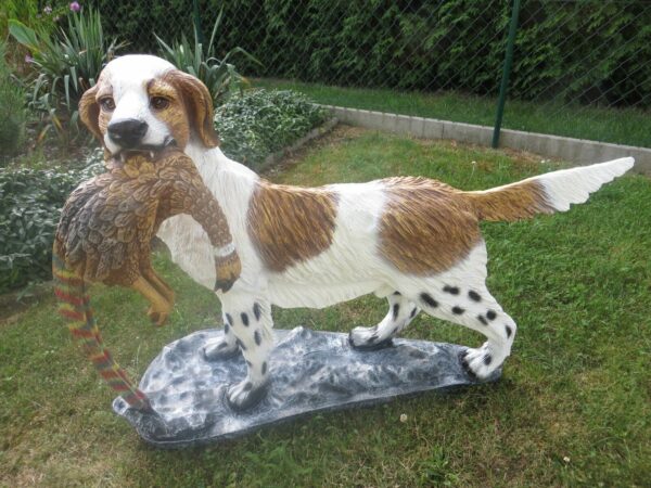 Jagdhund mit Beute als Gartendeko für den Jäger, 125cm lang 3