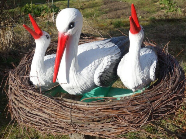 3er Storchenfamilie im Nest als Gartendeko, Ø 80 cm 3