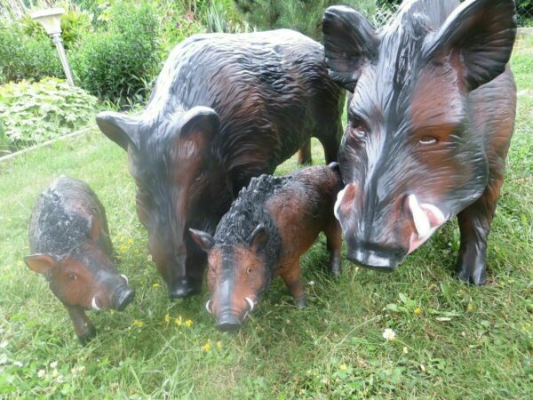 Wildschwein-Rotte mit Keiler, Bache, 3 Frischlinge, Gartendeko 3