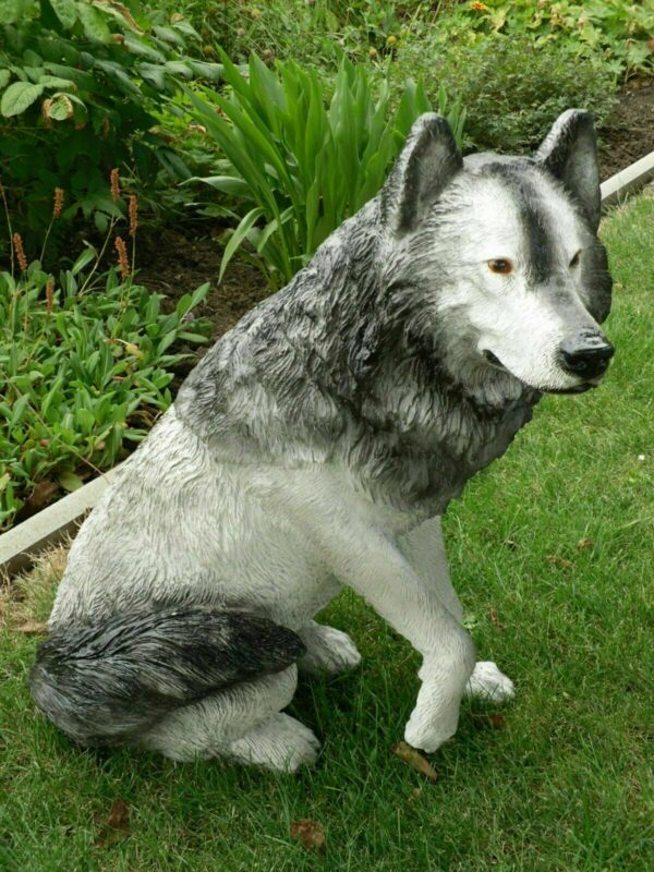 Gartendekofigur sitzender Wolf, 69 cm hoch 6