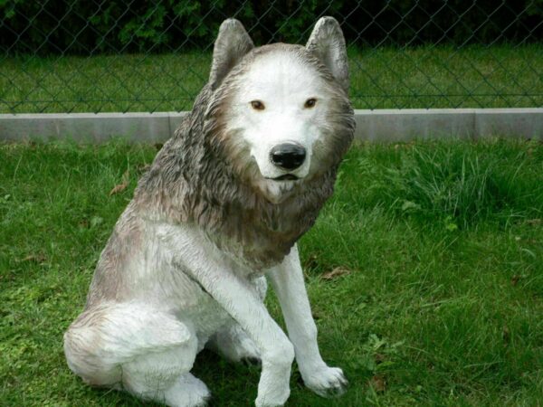 Gartendekofigur sitzender Wolf, 69 cm hoch 10