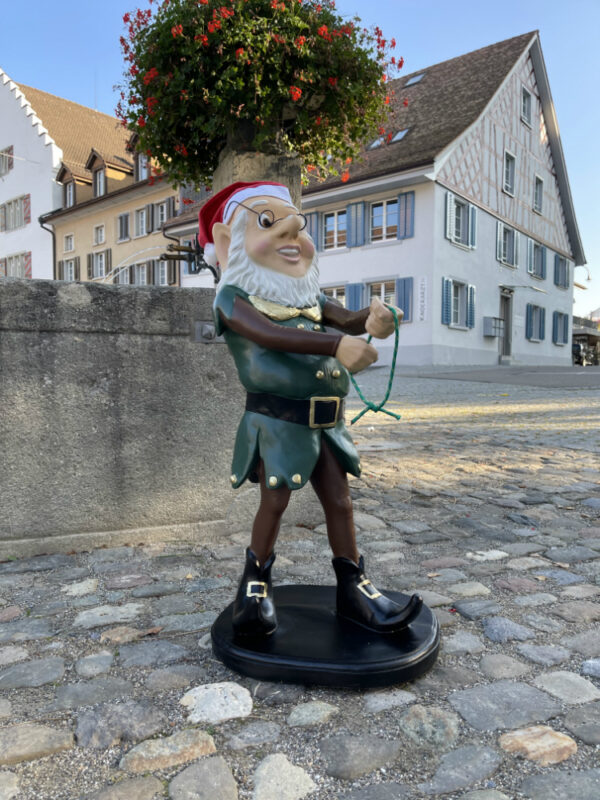 Grosse Dekofigur Weihnachtself, 90 cm hoch 2