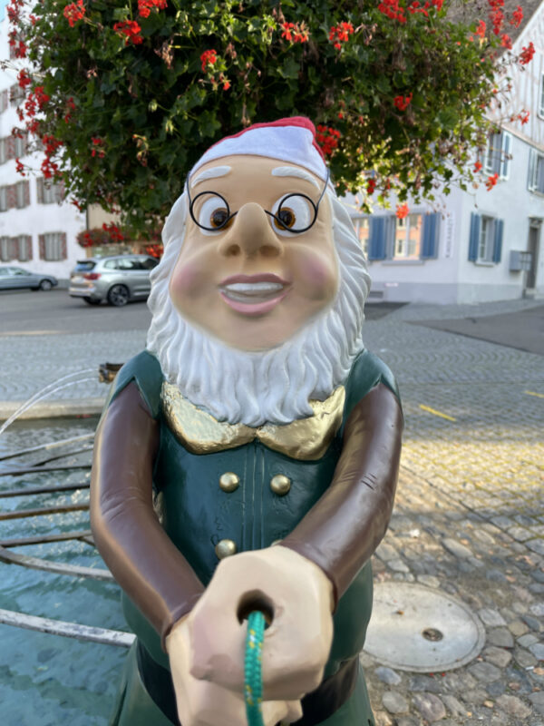 Grosse Dekofigur Weihnachtself, 90 cm hoch 8