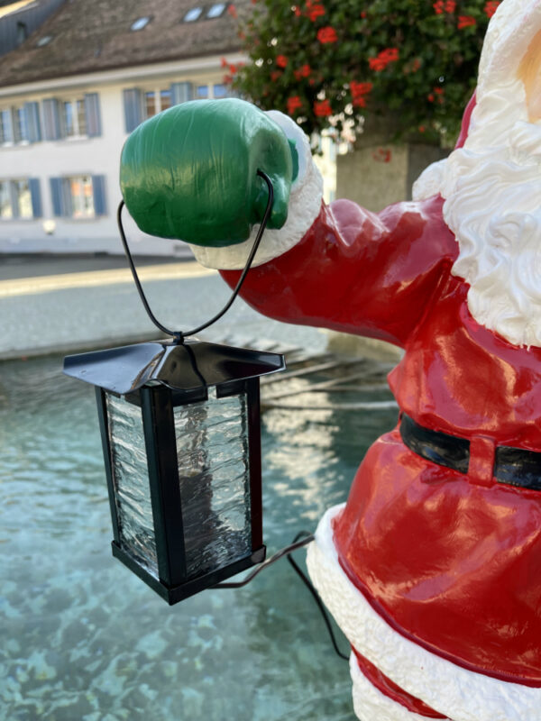 Weihnachtsmann outdoor beleuchtet mit 230V Laterne, H: 75cm 10