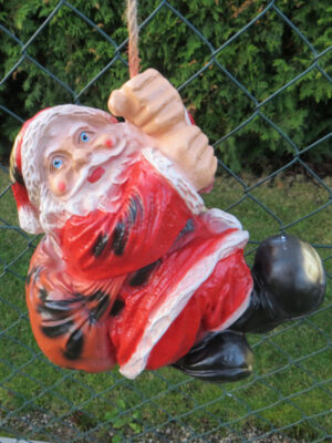 Kleine Dekofigur Nikolaus, am Seil hängend, 30 cm hoch