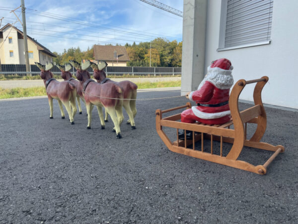 4 Rentiere mit Schlitten beleuchtet, mit Nikolaus, 240cm lang 5